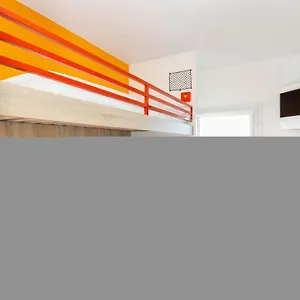Hotelf1 Fréjus Sur Argens Roquebrune-sur-Argens